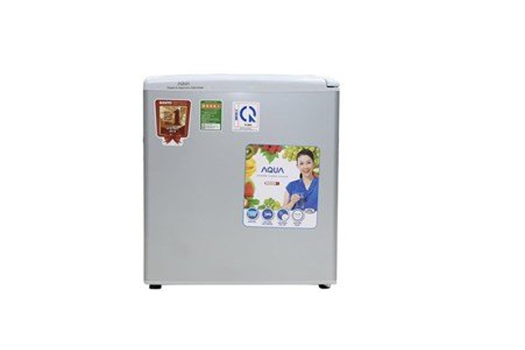 Tủ lạnh Aqua 130L: bé bé xinh xinh, không tốn diện tích (AQR-T150FA(BS)) •  Điện máy XANH - YouTube
